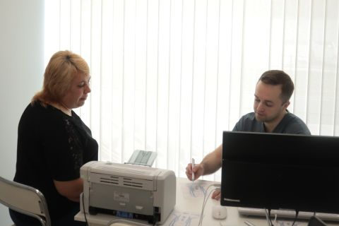 Прием флеболога + УЗИ скрининг вен всего за 690 рублей!